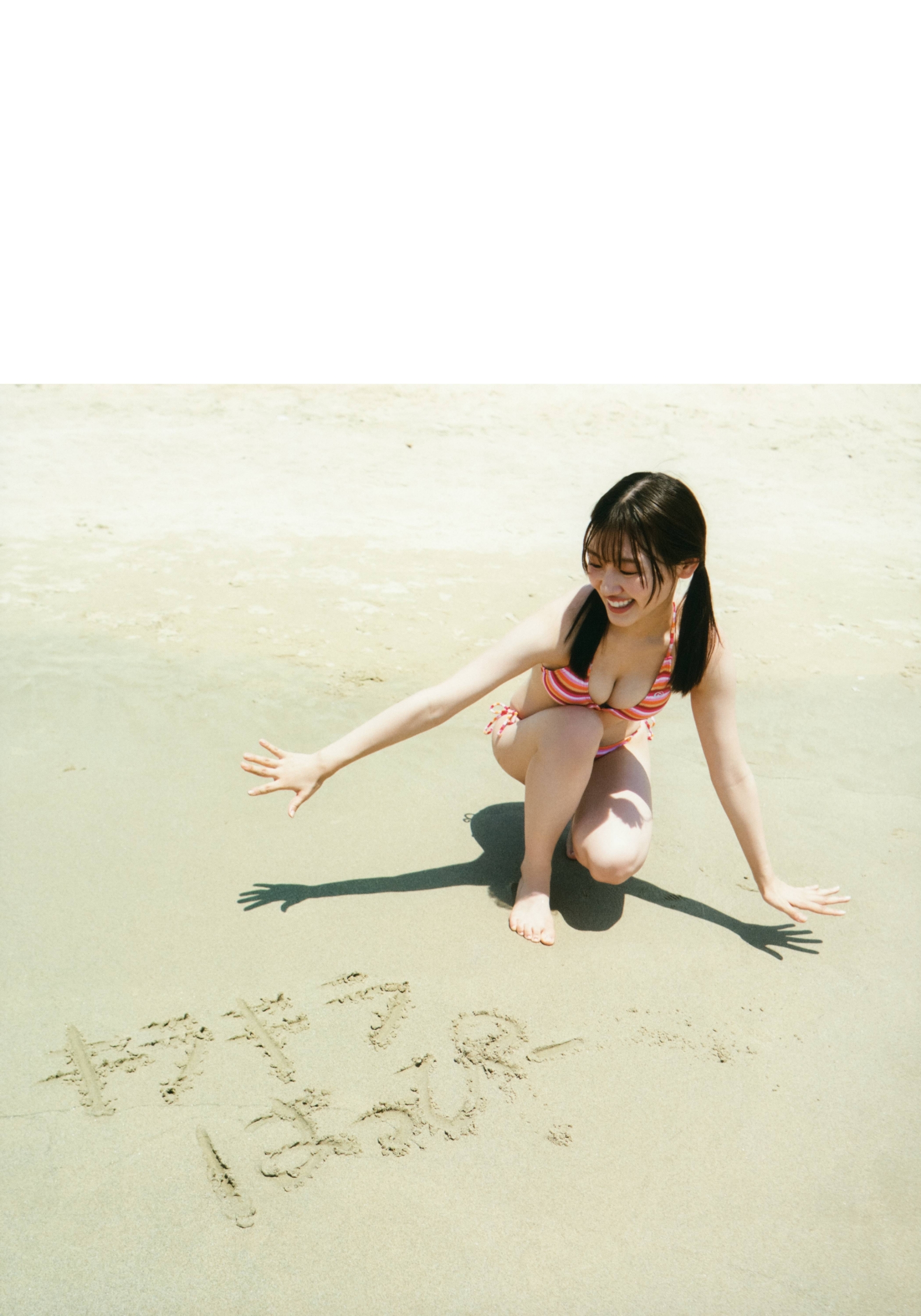佐々木美玲 最新グラビア水着画像③ 23枚目