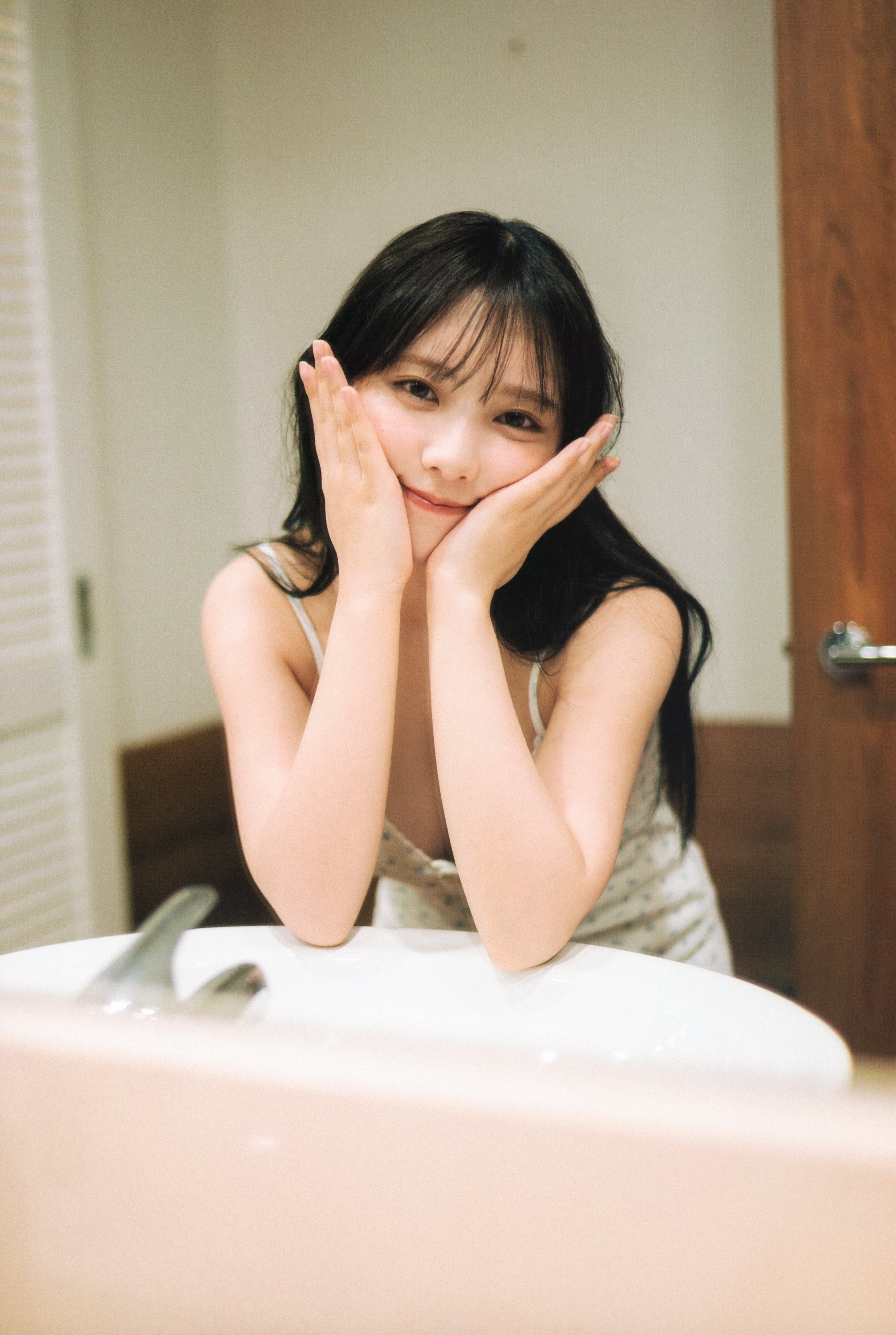 与田祐希 最新グラビア水着画像⑥ 13枚目