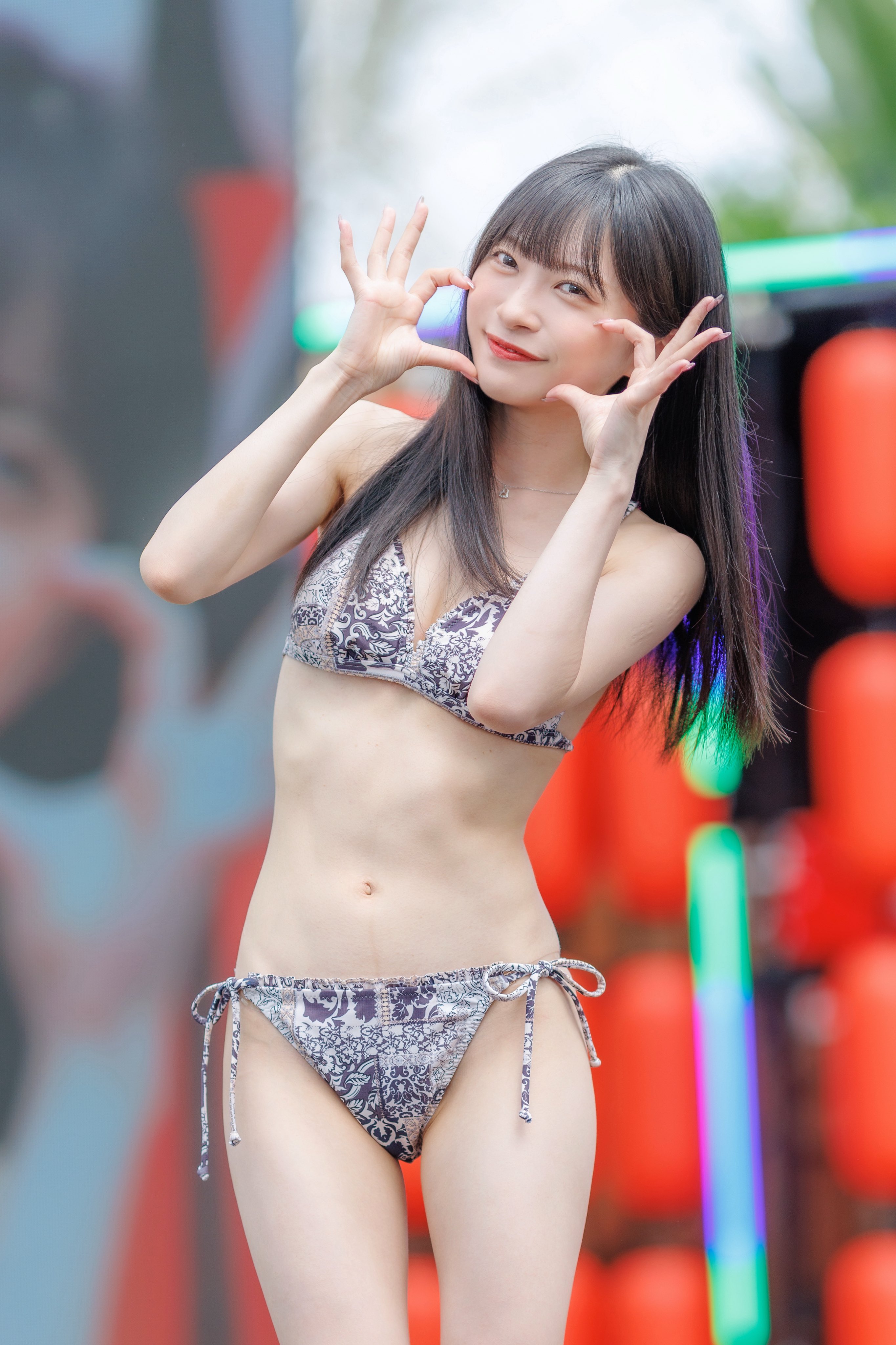 黒崎氷菜 最新グラビア水着画像 5枚目
