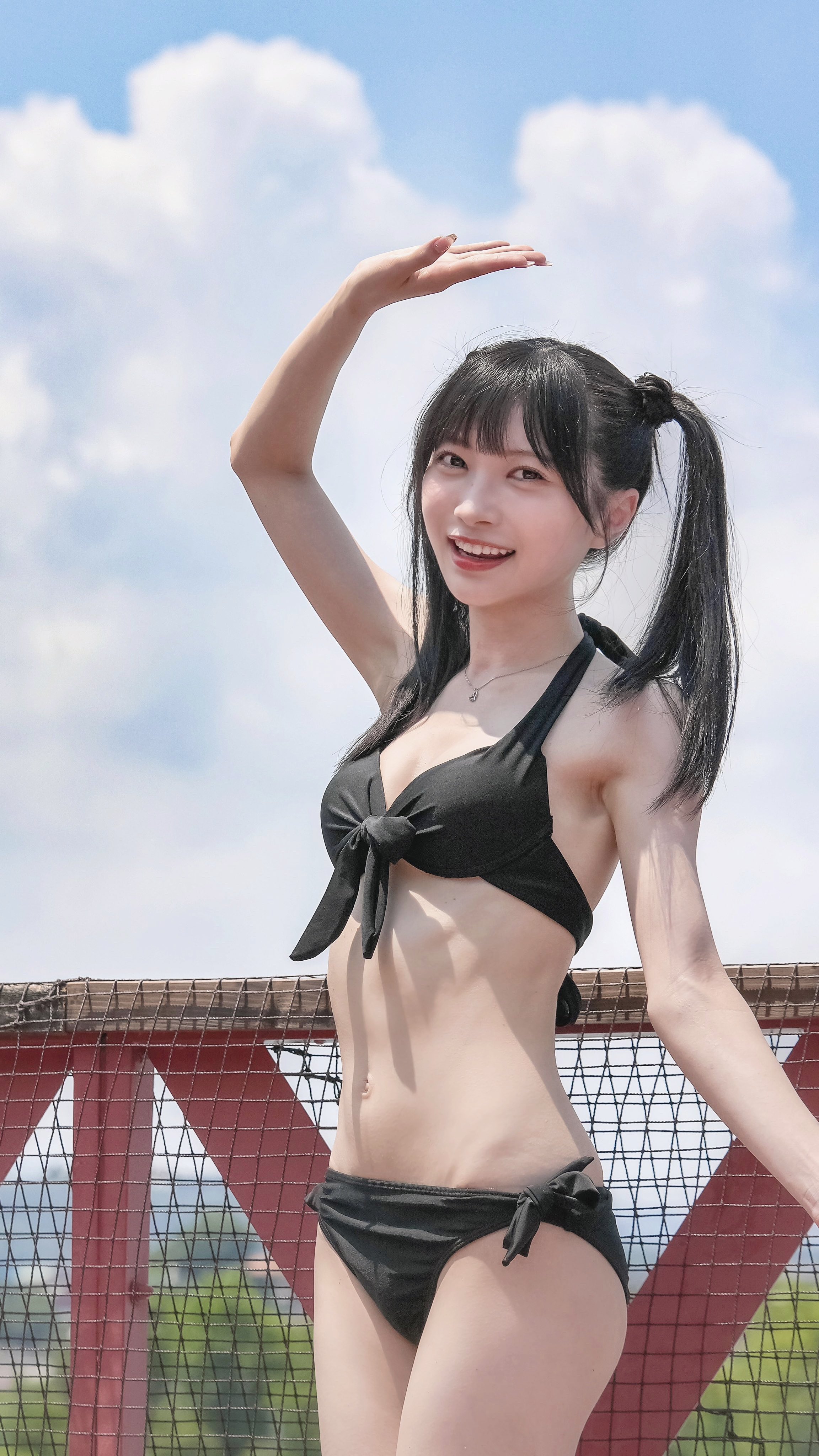 黒崎氷菜 最新グラビア水着画像 7枚目