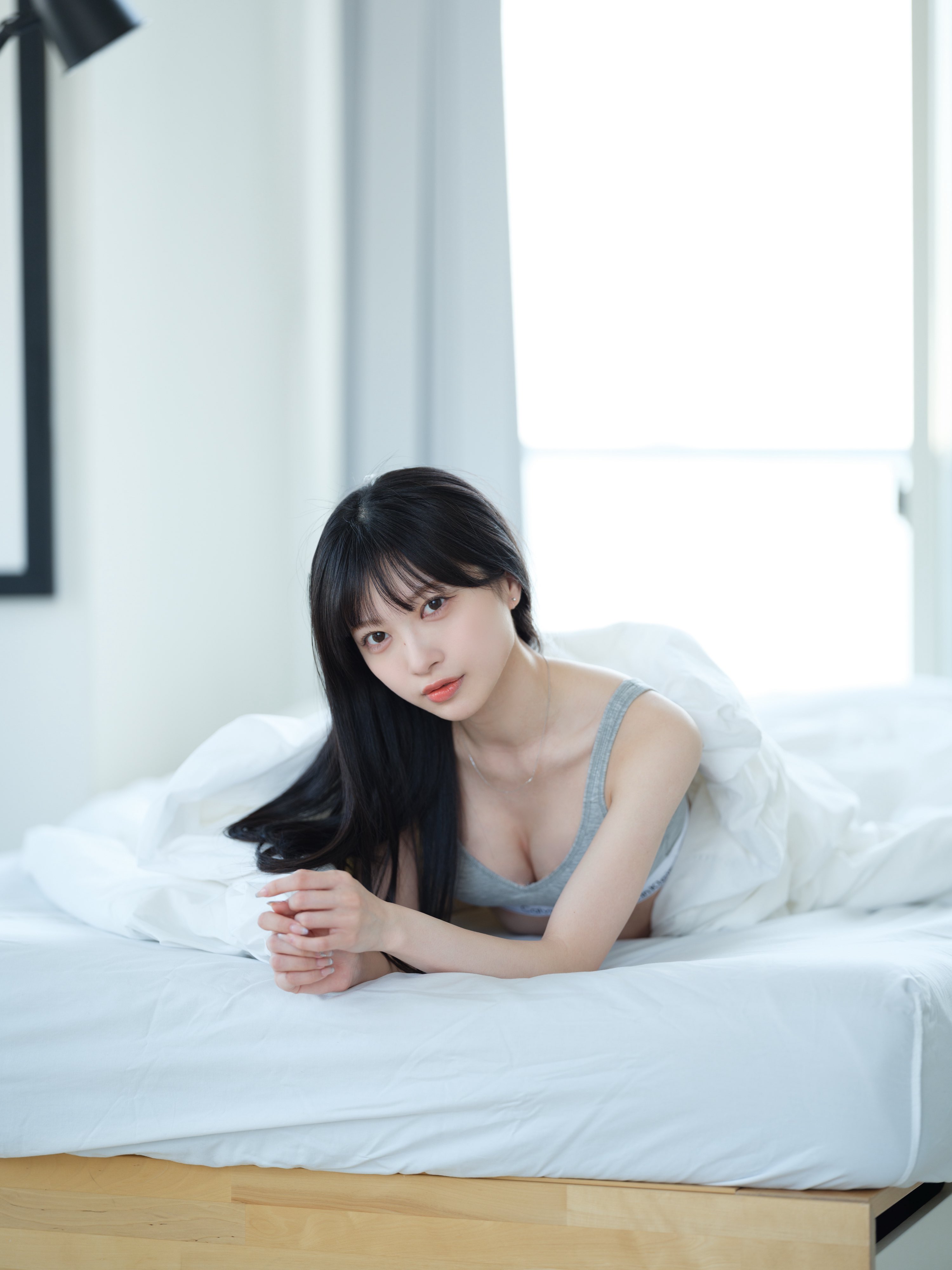 黒崎氷菜 最新グラビア水着画像 13枚目