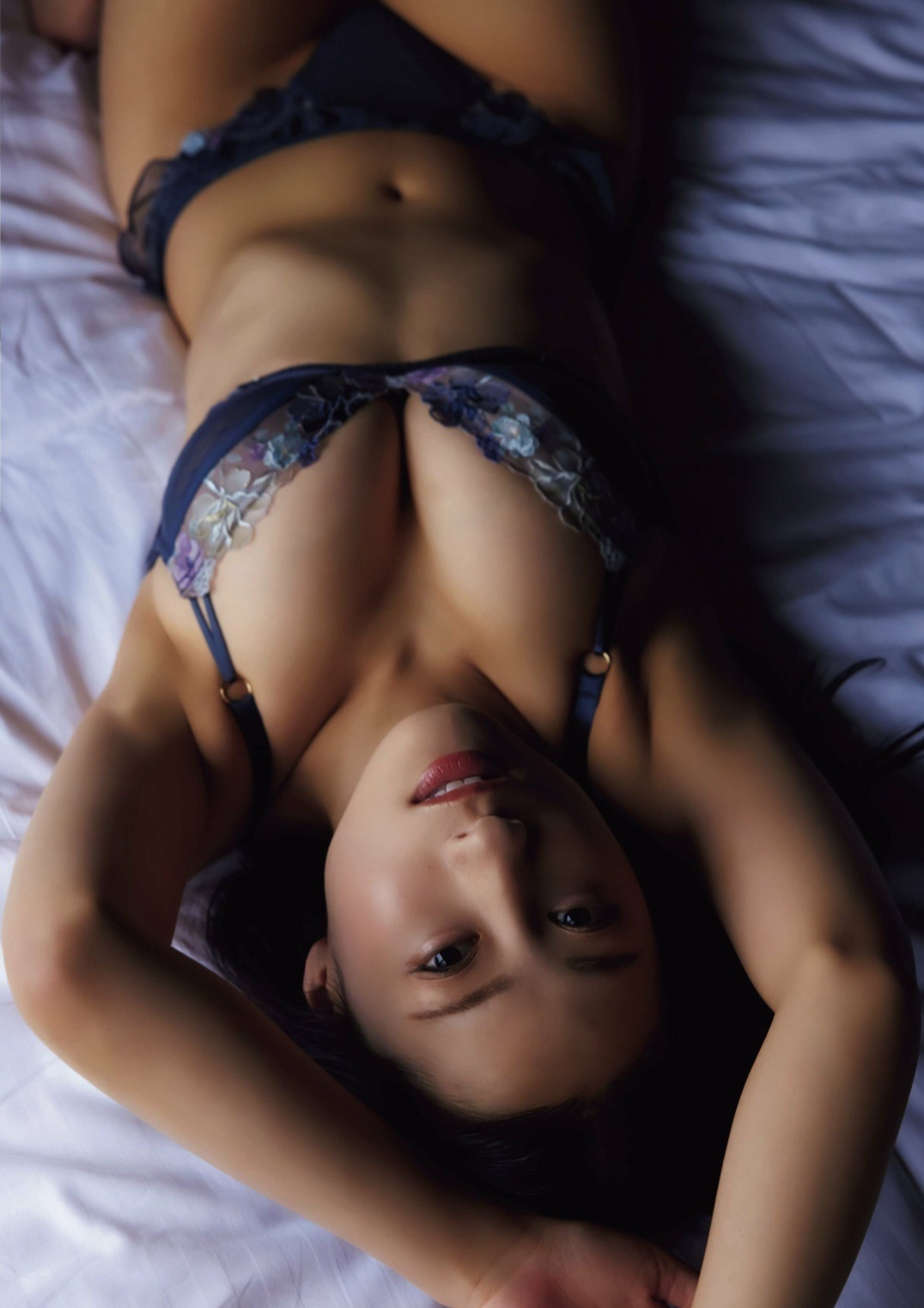 澄田綾乃 最新グラビア水着画像⑩ 3枚目