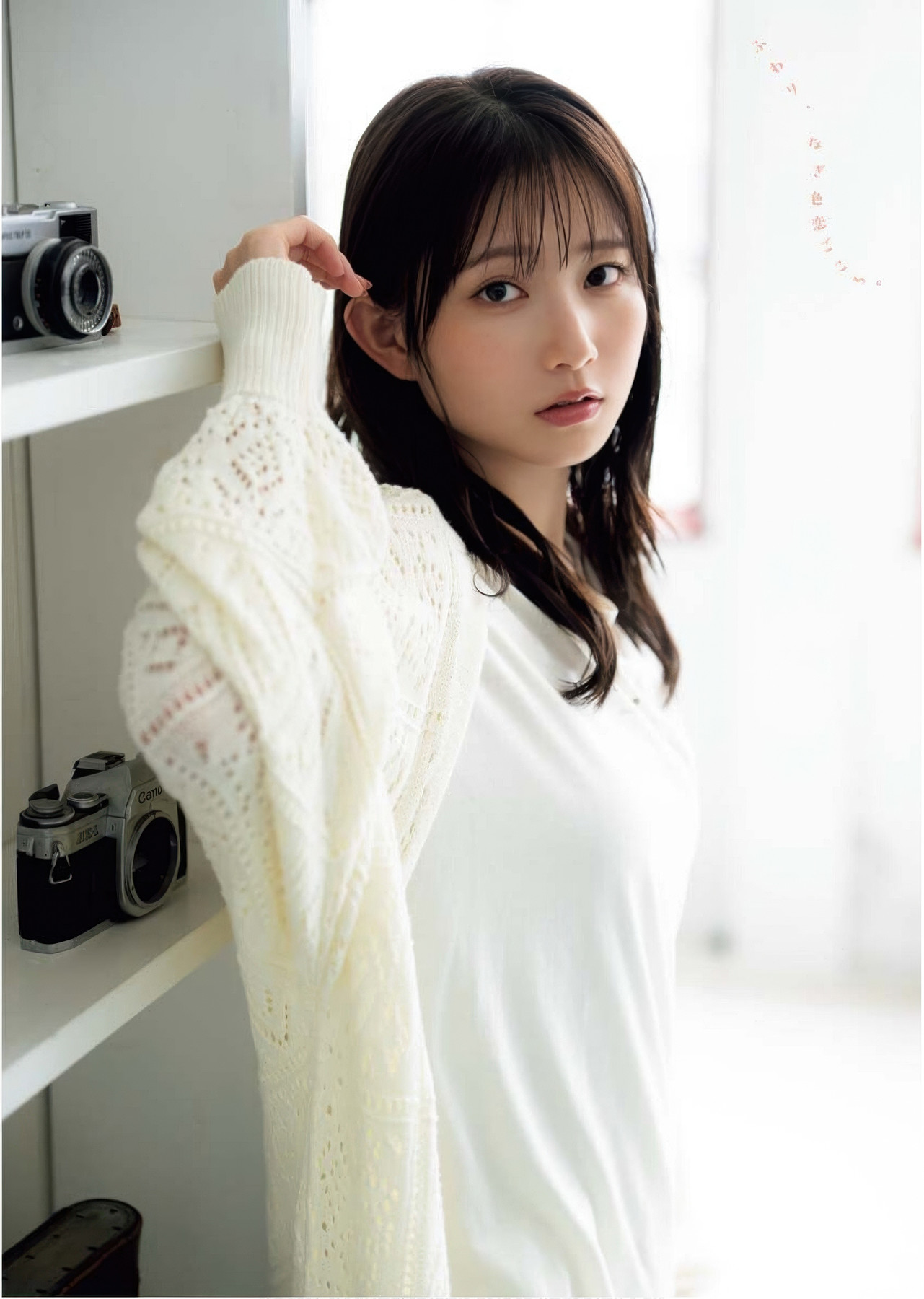 青山なぎさ 最新グラビア画像④ 25枚目