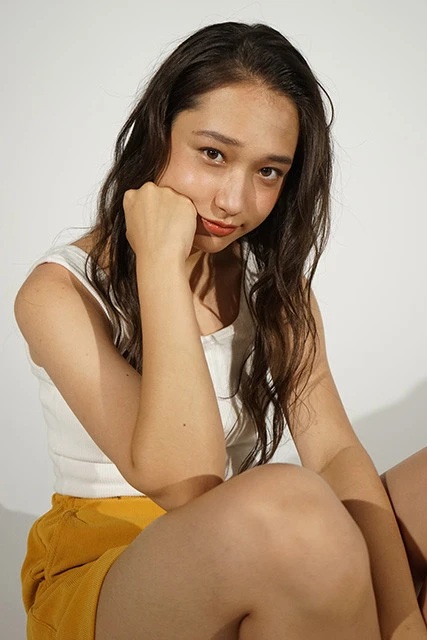 白本彩奈 最新グラビア・濡れ場画像 6枚目