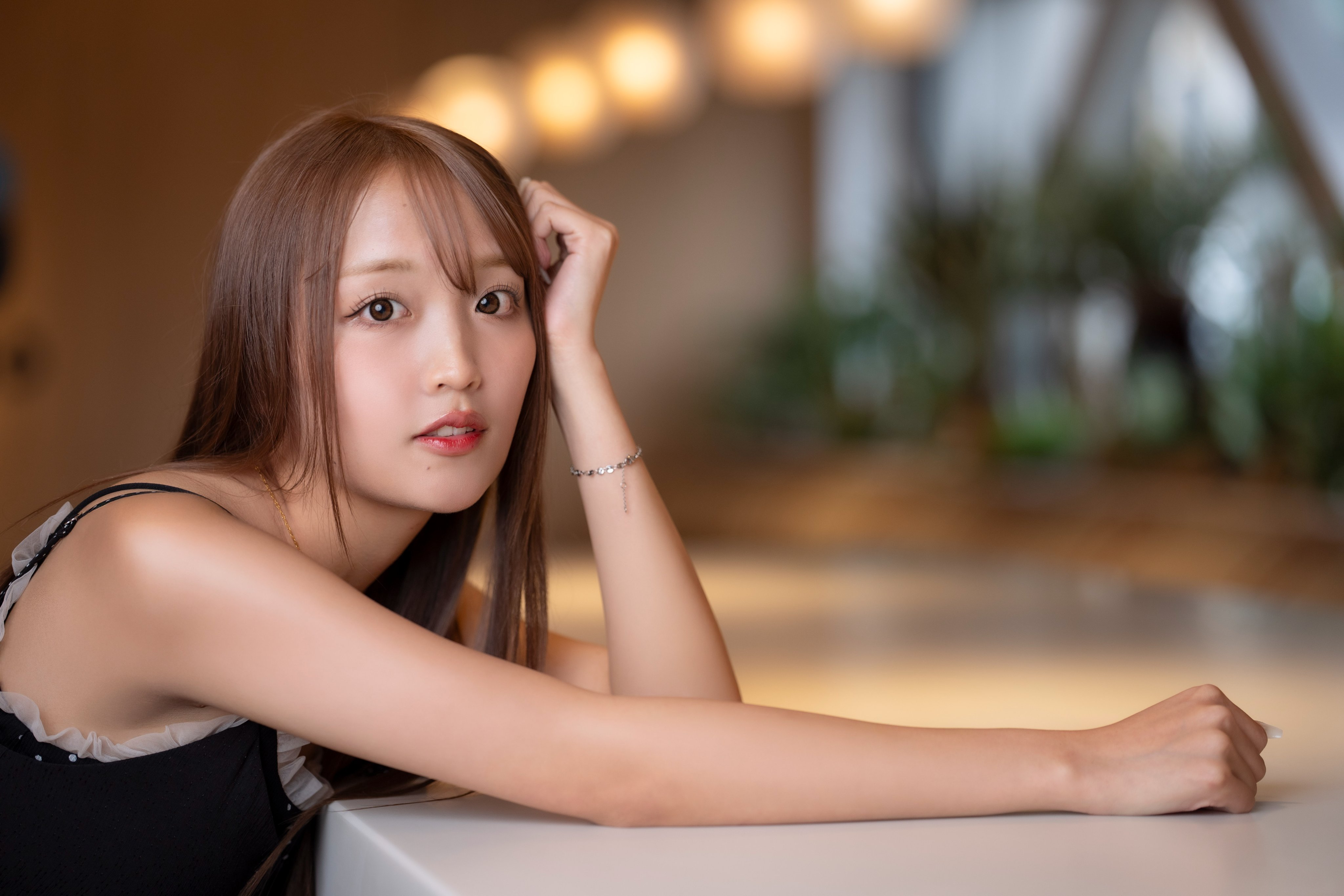 ねお 最新グラビア水着画像 18枚目