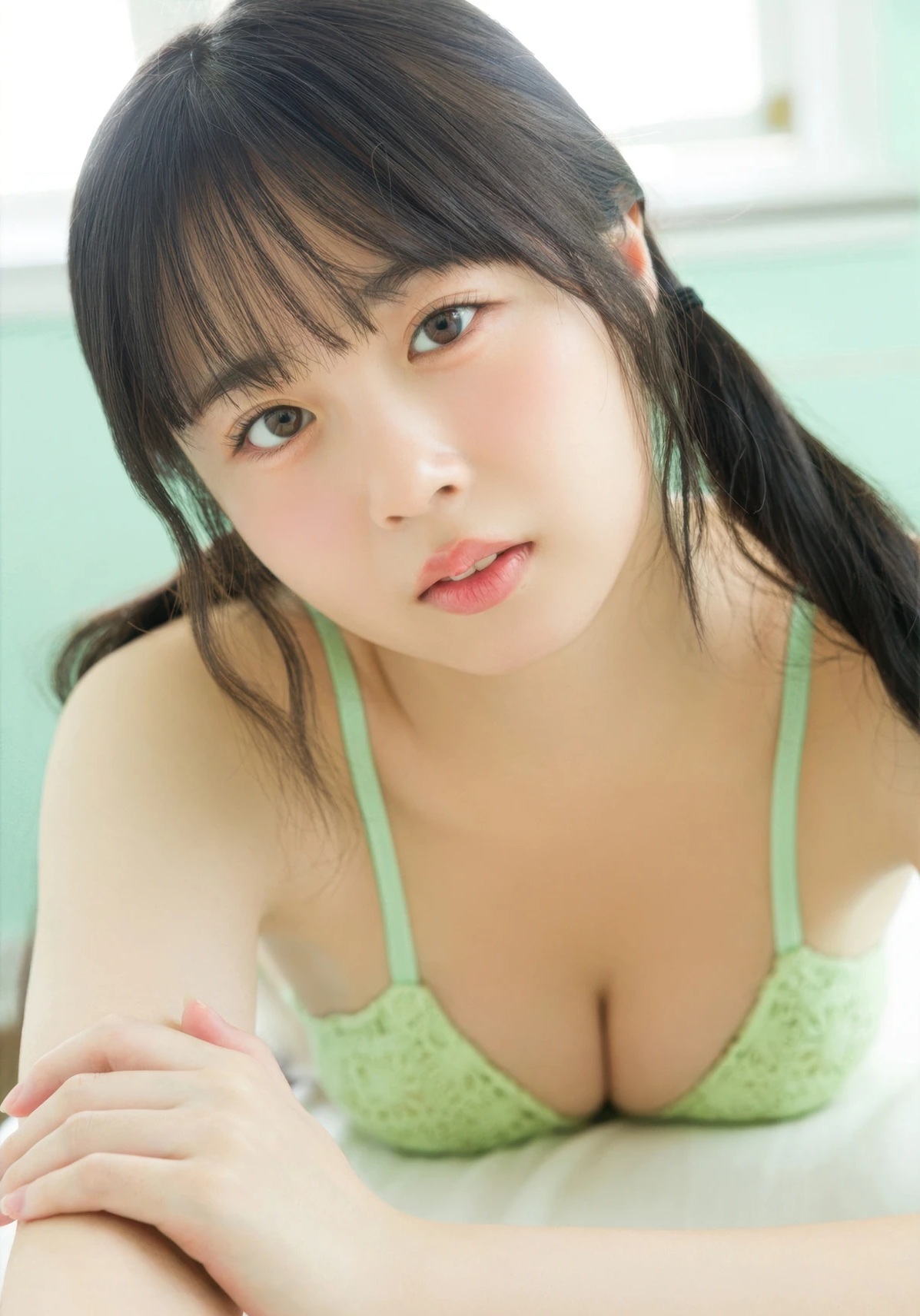 中畑里捺 最新グラビア水着画像 9枚目