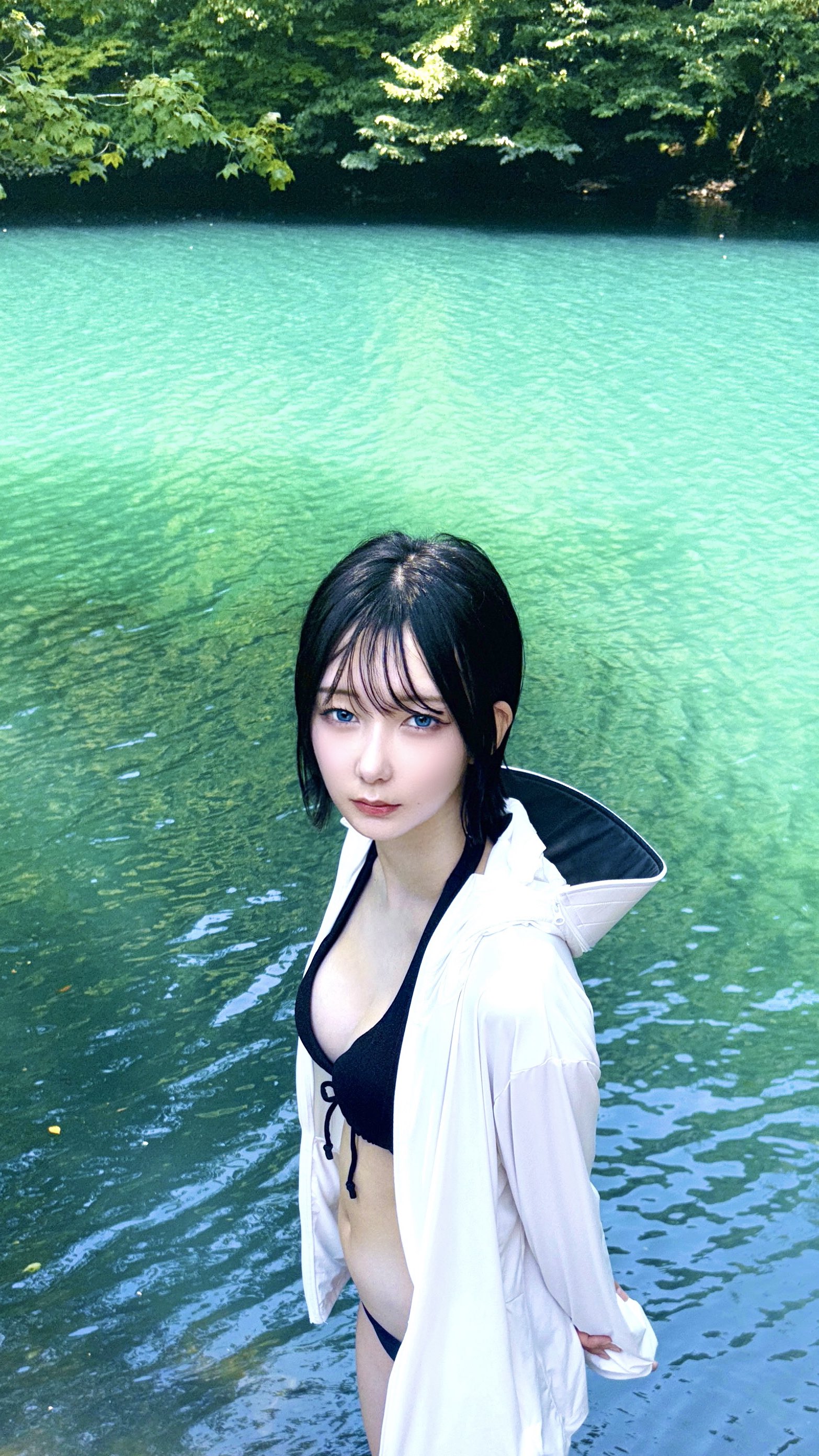 レイラ 最新グラビア水着画像 3枚目