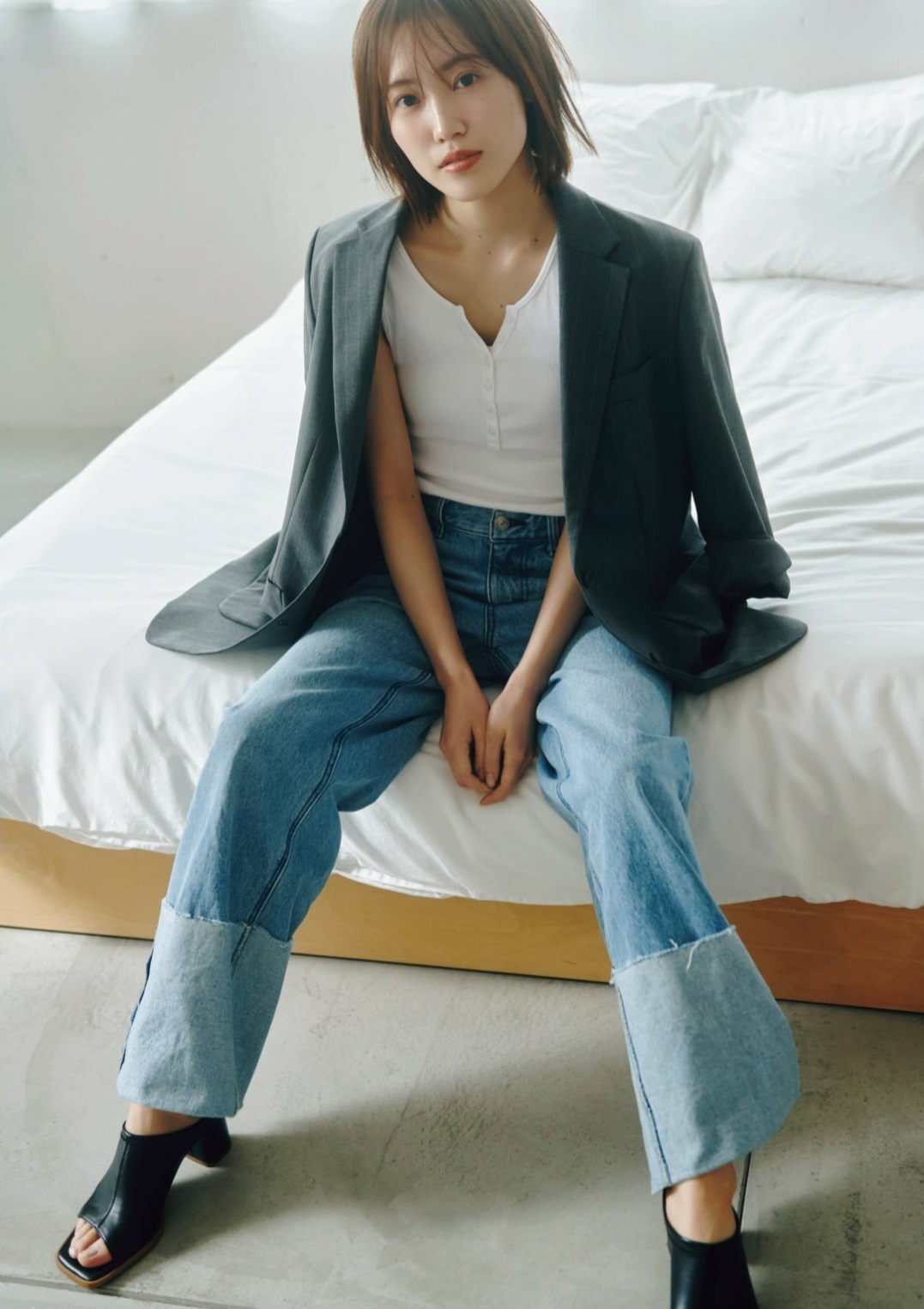 松田里奈 最新グラビア水着画像 10枚目