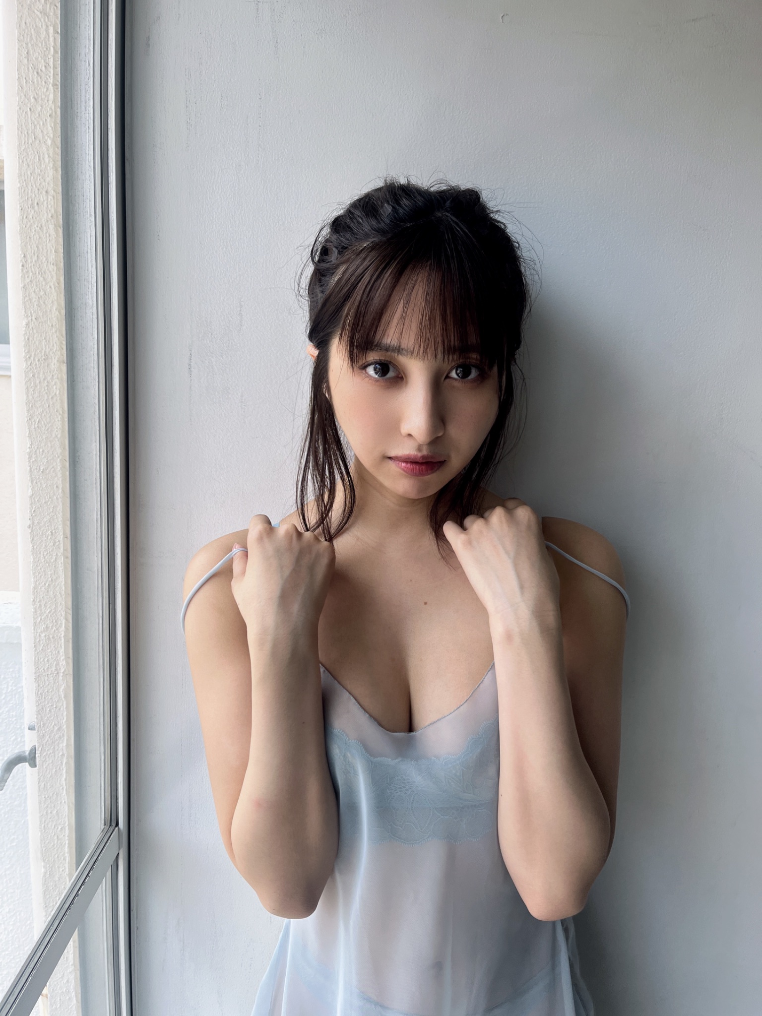 高坂琴水 最新グラビア水着画像 12枚目