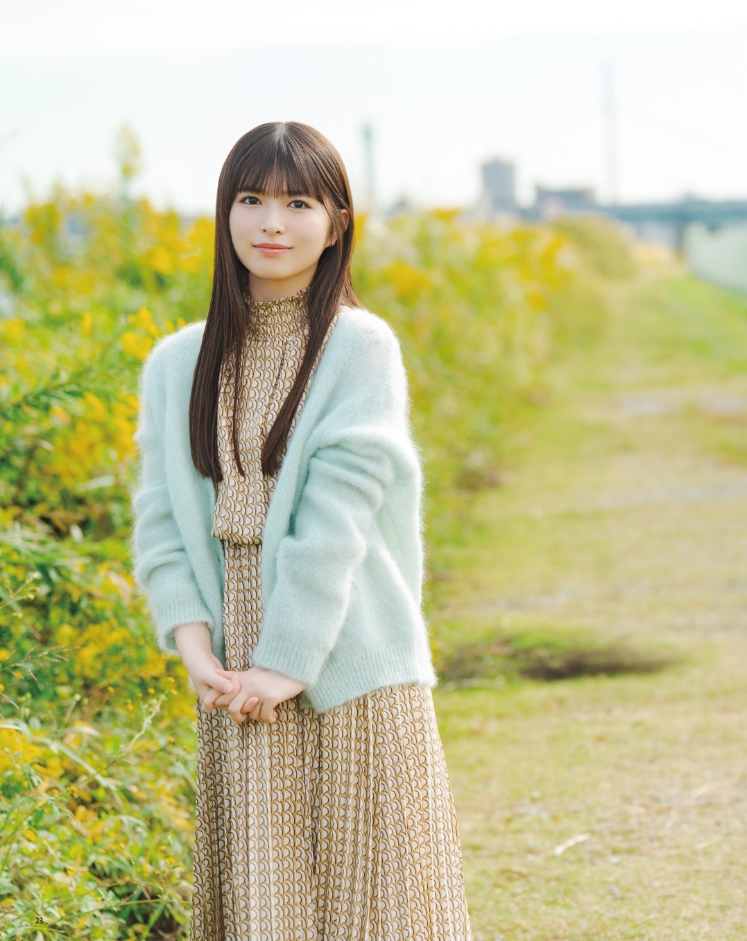小川彩(乃木坂46)最新グラビア画像② 30枚目