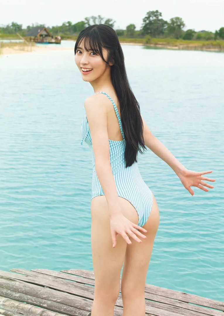 佐藤綺星(AKB48)最新グラビア水着画像 6枚目