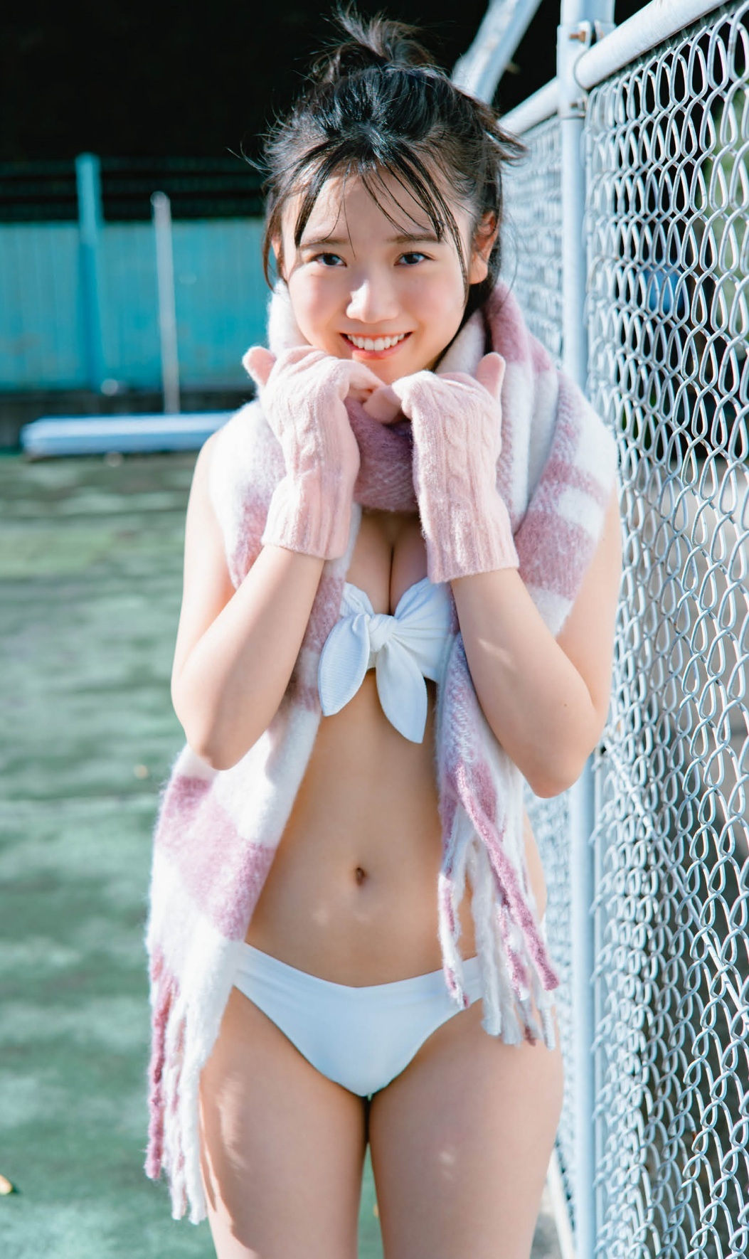 石田悠佳 最新グラビア水着画像 4枚目