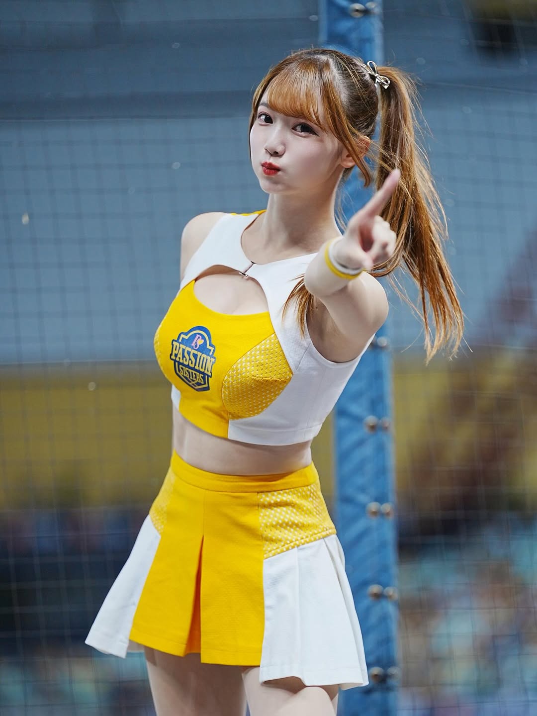 菊池桃子(台湾チア)最新グラビア水着画像 8枚目