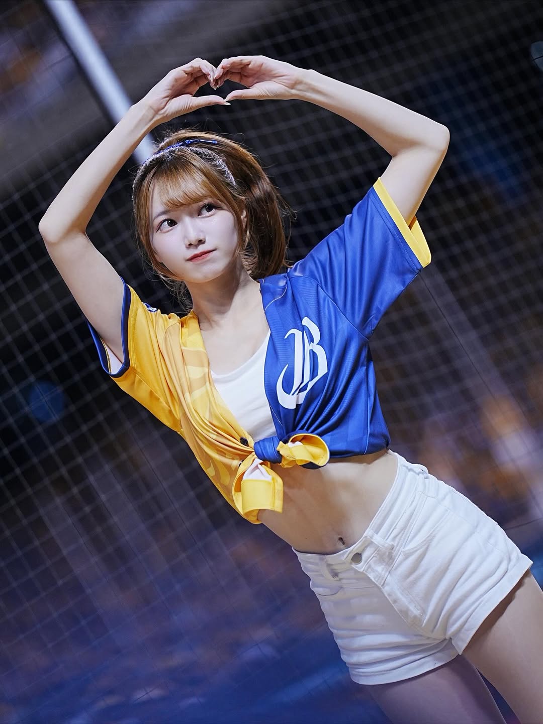 菊池桃子(台湾チア)最新グラビア水着画像 12枚目
