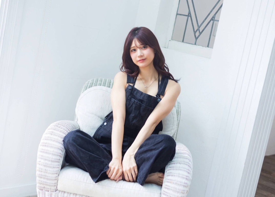 真山桜子 最新グラビア水着画像 8枚目
