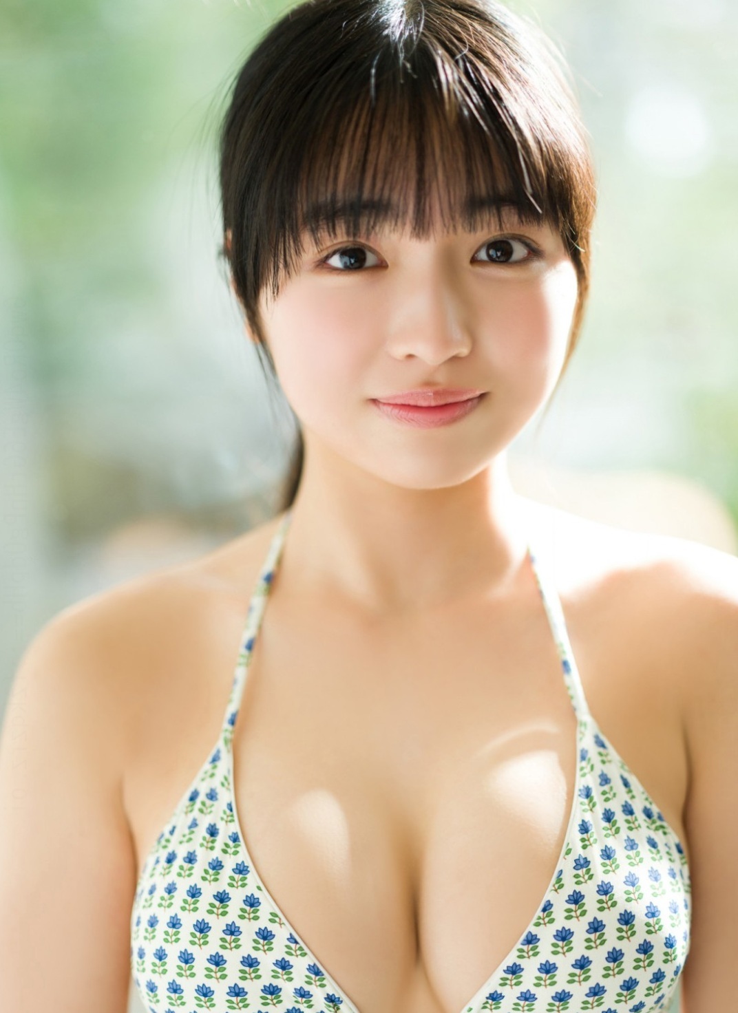 林美希 最新グラビア水着画像 20枚目