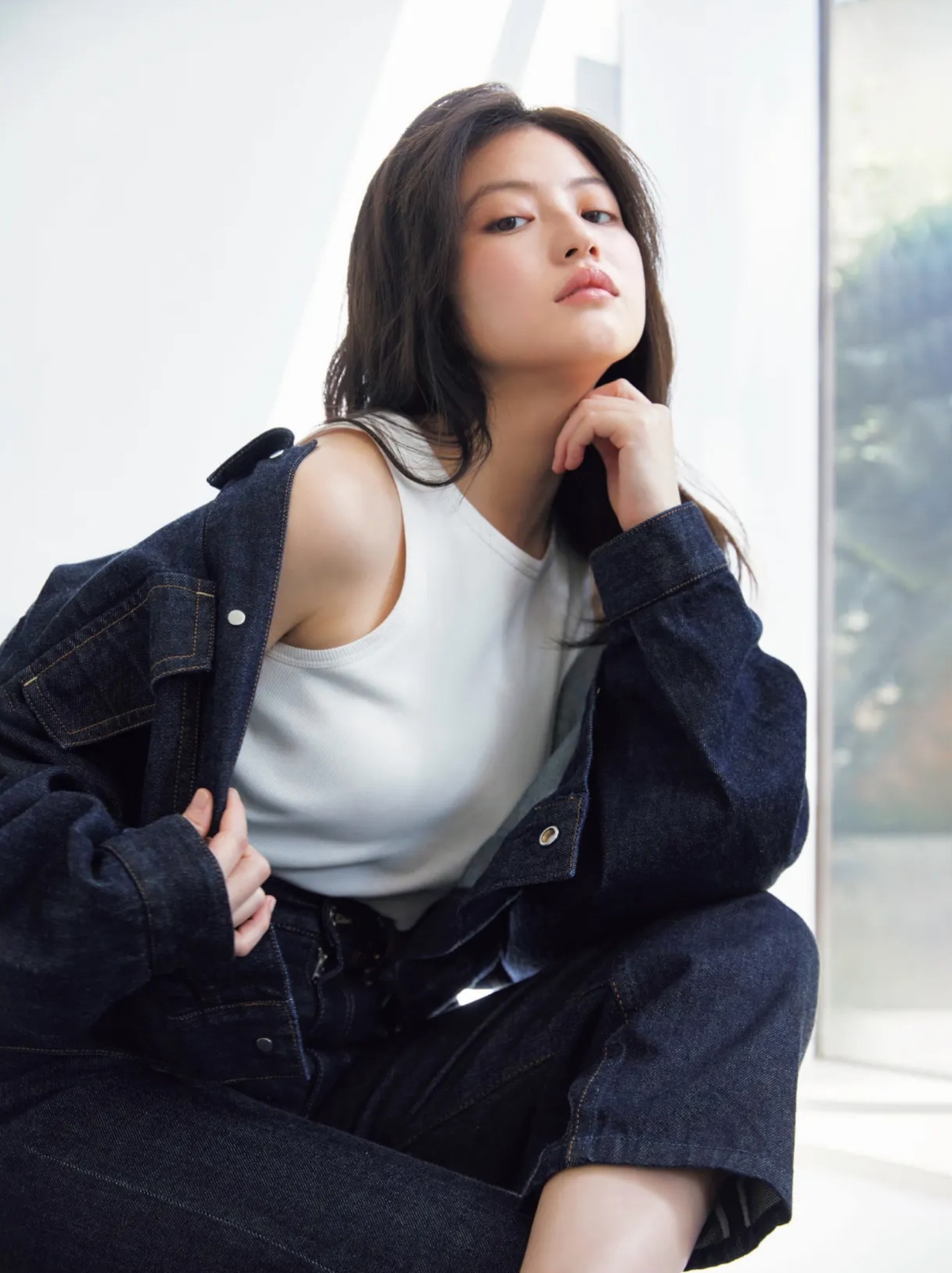 今田美桜ポートレイトグラビア. 最後の水着セクシー 10枚目