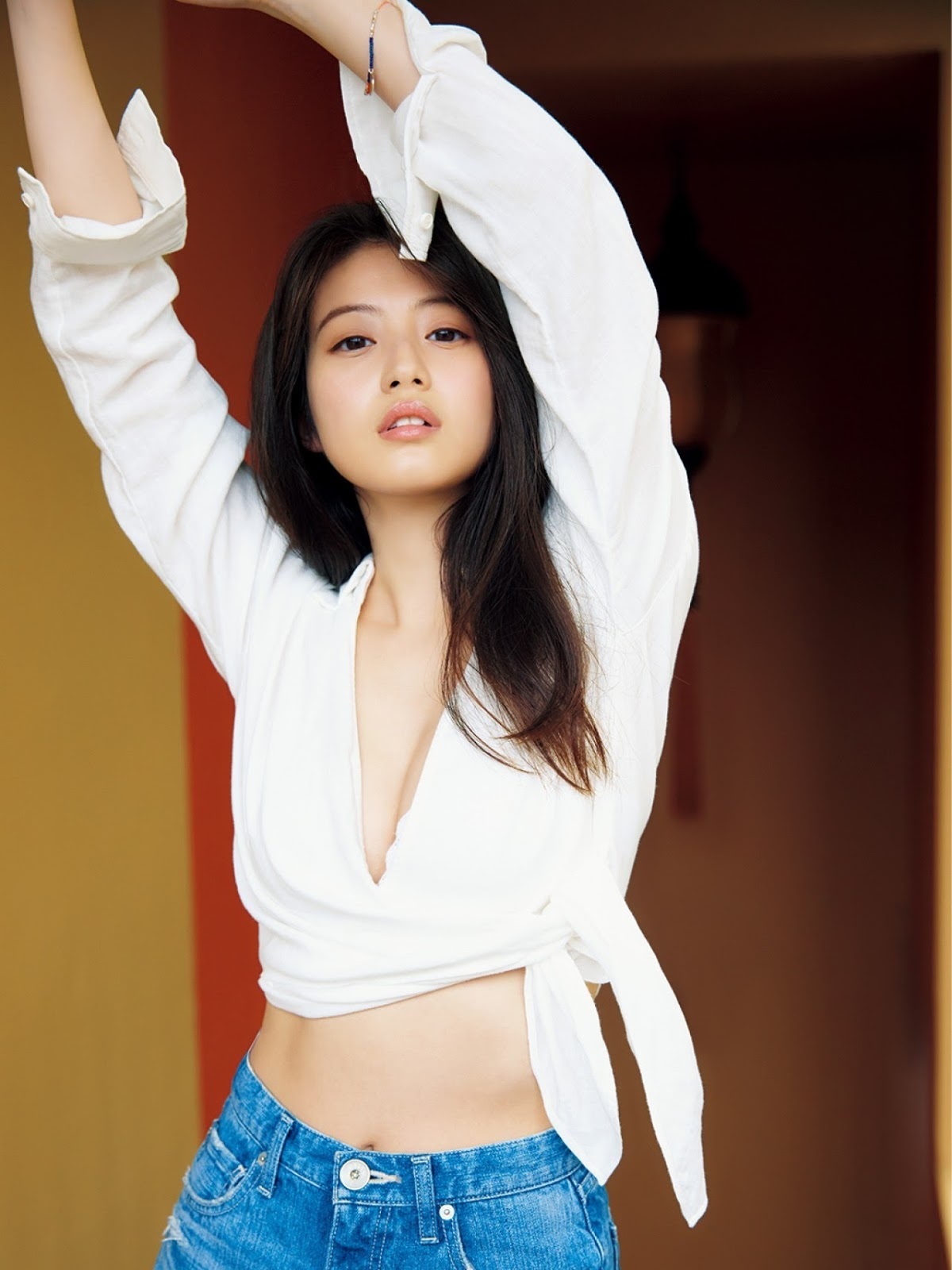 今田美桜ポートレイトグラビア. 最後の水着セクシー 28枚目