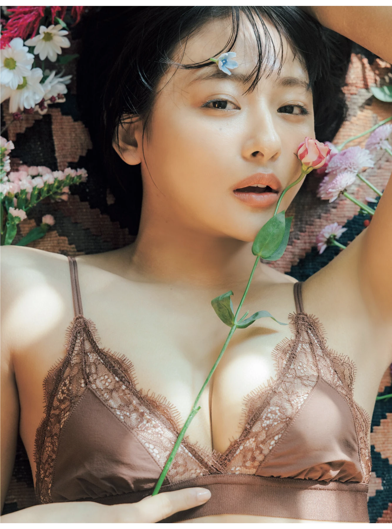 Weekly SPA! 2026.02.03 (週刊SPA! 2026年2月3日号) – すみぽん 澄田綾乃 三田悠貴 3枚目