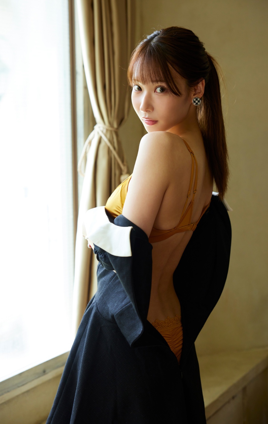 大野真依 ドキドキが聞こえちゃう週刊ポストグラビア水着画像 5枚目