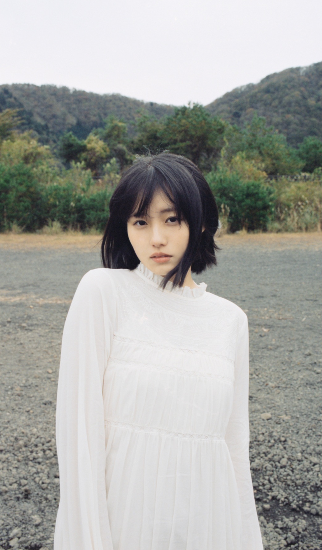片田陽依 最新グラビア画像 12枚目