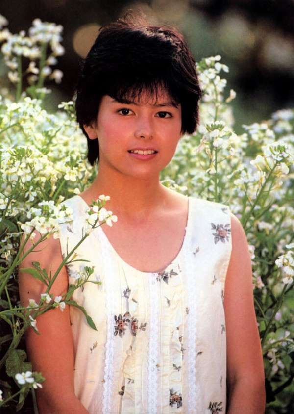 沢口靖子 グラビア画像!若い頃の美しさがすごい! 20枚目