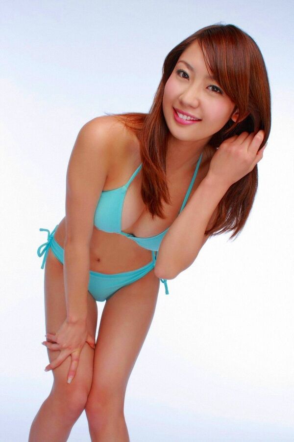 滝川綾 ビキニ画像!かわいさと美ボディがたまらない! 29枚目