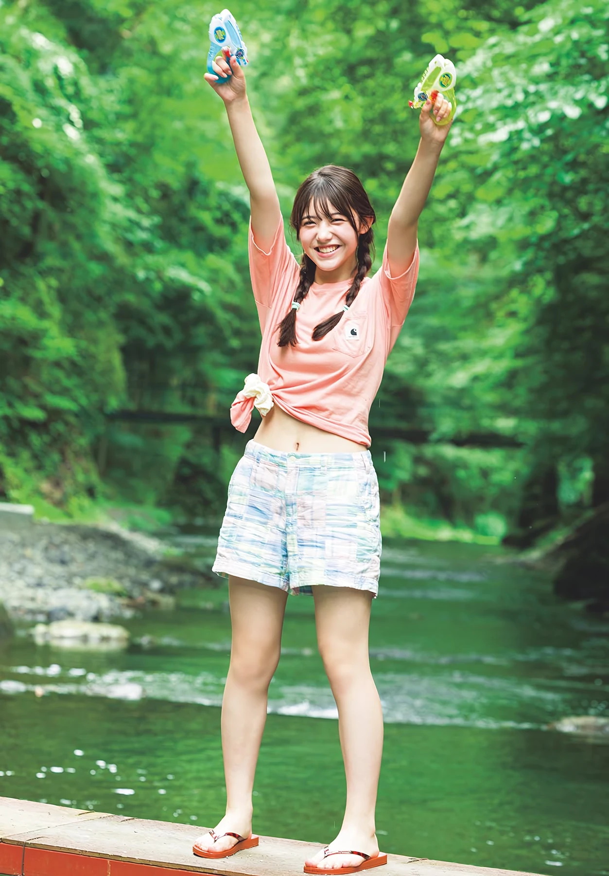 松尾そのま – Shonen Sunday 2026 No.39 (週刊少年サンデー 2026年39号)グラビア画像 2枚目