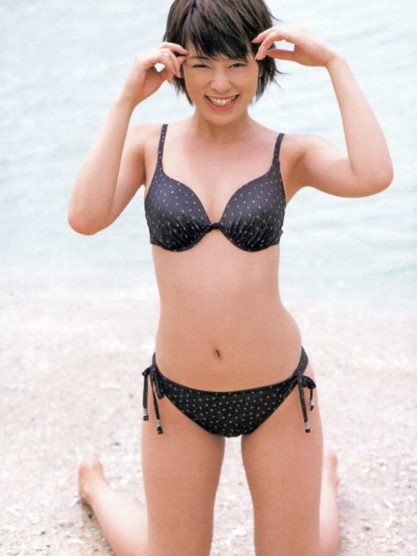 藤本綾 ビキニ画像!若い頃のかわいさと美ボディがたまらない! 28枚目
