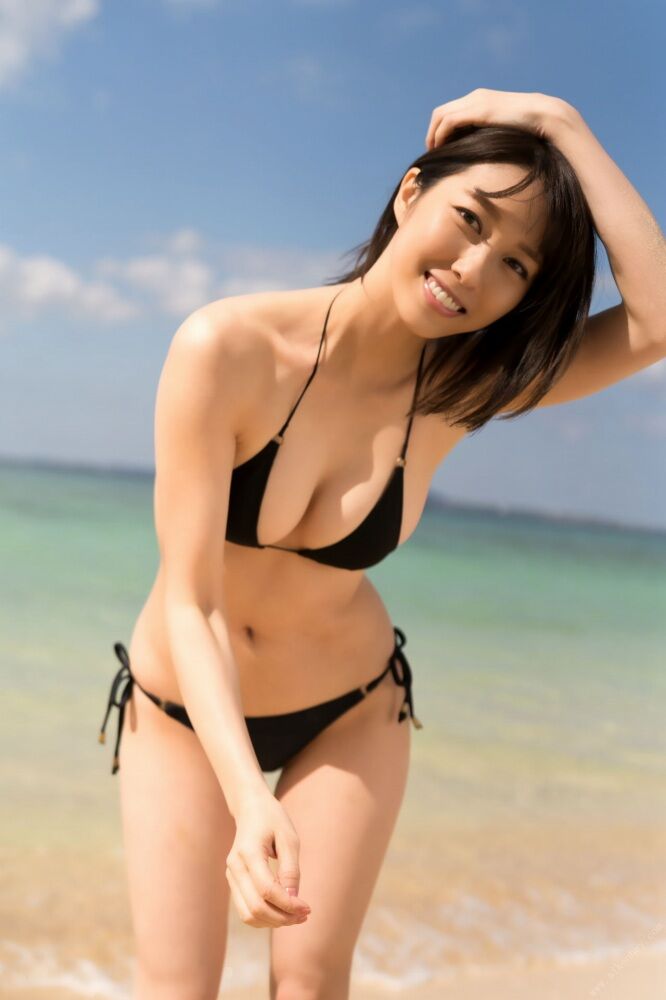秦瑞穂 ビキニ画像!美ボディと抜群スタイルがたまらない! 15枚目