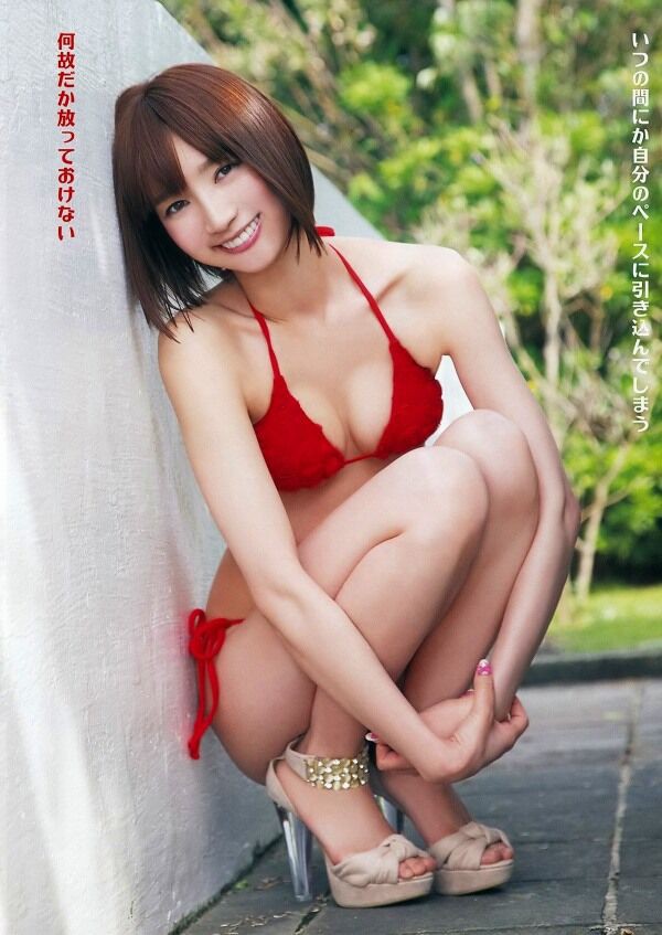 芹那 ビキニ画像!若い頃のかわいさと美ボディがたまらない! 6枚目