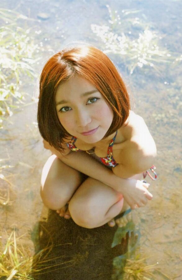 芹那 ビキニ画像!若い頃のかわいさと美ボディがたまらない! 18枚目
