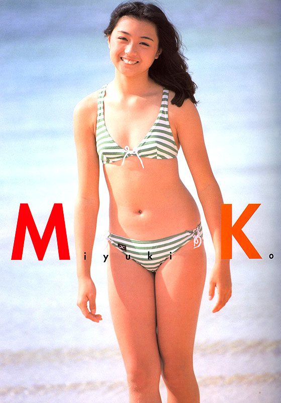 香坂みゆき ビキニ画像!若い頃のかわいさがたまらない! 23枚目