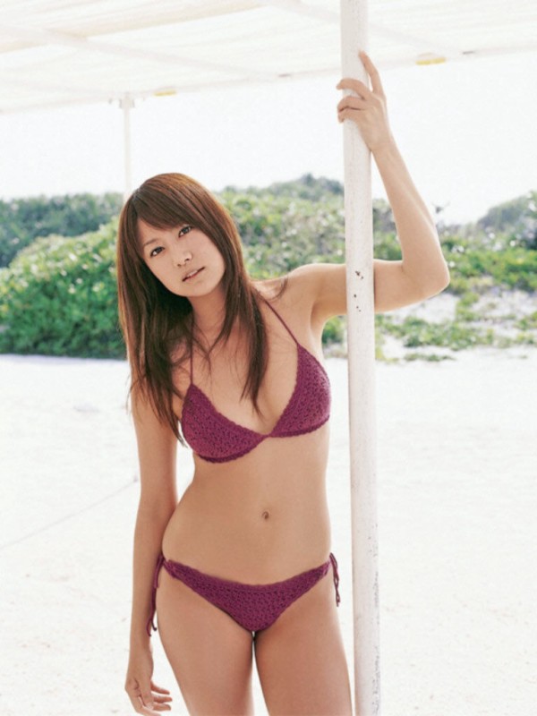 東原亜希 ビキニ画像!若い頃のかわいさと美スタイルがたまらない! 26枚目