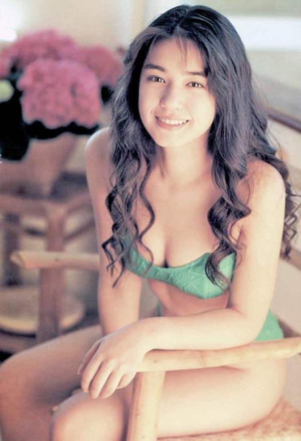加藤紀子 ビキニ画像!若い頃のかわいさがたまらない! 9枚目
