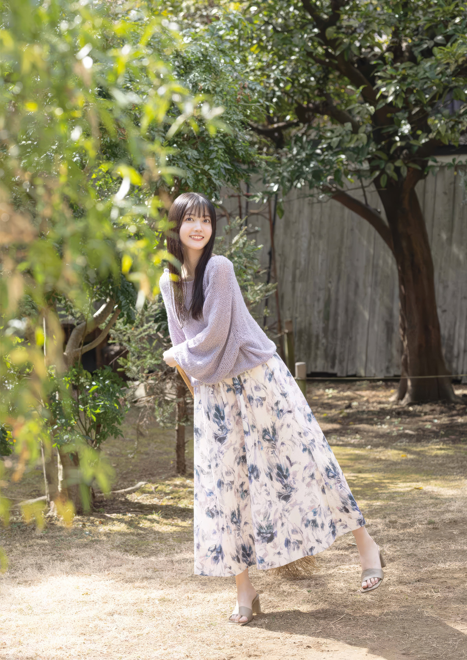 久保史緒里・金川紗耶, Young Gangan 2025 No.09 (ヤングガンガン 2025年9号) 8枚目