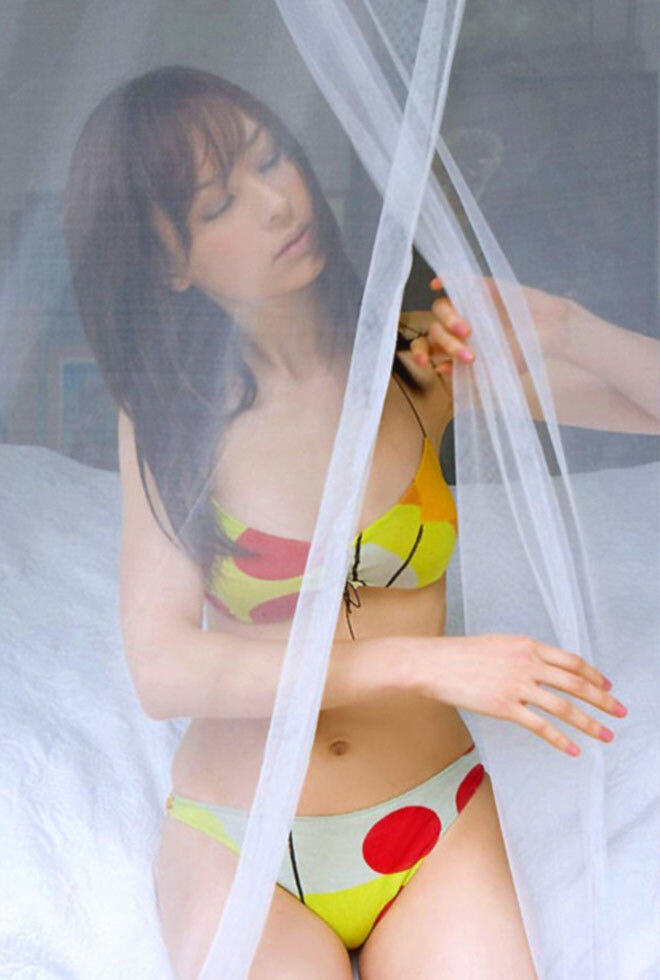 乙黒えり ビキニ画像!若い頃の美ボディがたまらない! 18枚目