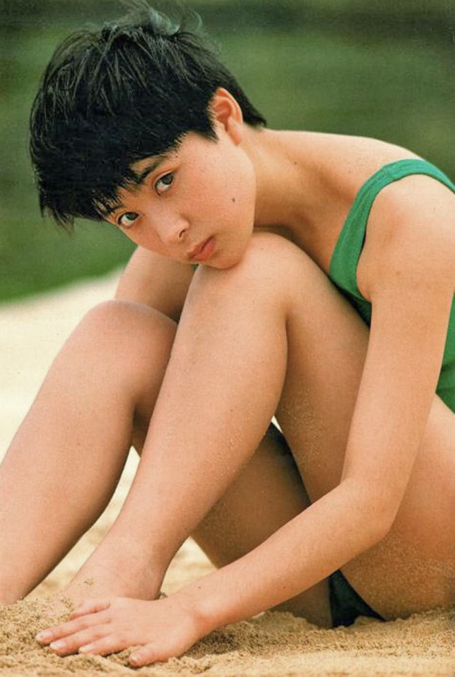 深津絵里 水着画像!若い頃のかわいさがたまらない! 20枚目
