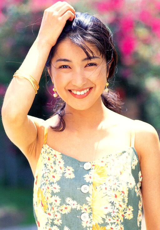 鶴田真由 水着グラビア画像!若い頃の美しさがたまらない! 19枚目