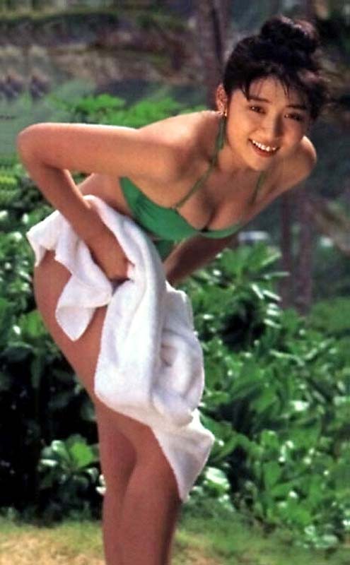 松下由樹 ビキニ画像!若い頃のかわいさがたまらない! 7枚目