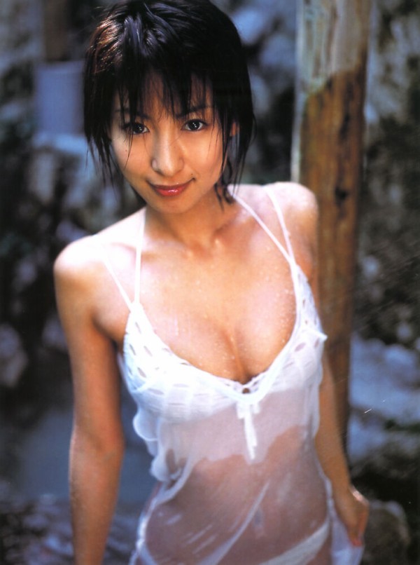 大久保麻梨子 ビキニ画像!若い頃のかわいさと美ボディがたまらない! 8枚目