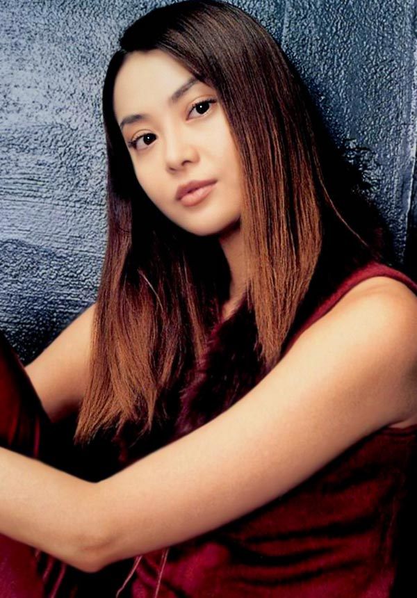 観月ありさ ビキニ画像!若い頃の美しさがたまらない! 21枚目