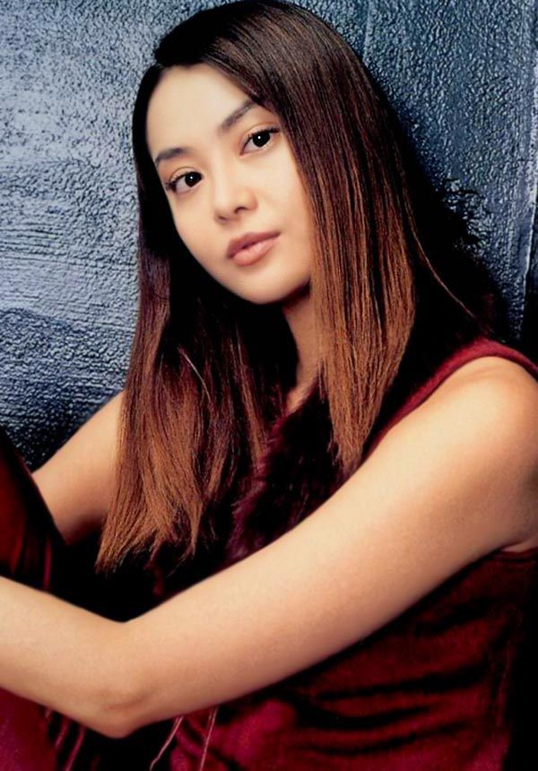 観月ありさ ビキニ画像!若い頃の美しさがたまらない! 25枚目