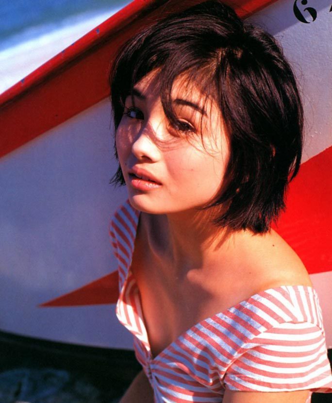 小島聖 水着画像!若い頃の美しさがたまらない! 9枚目
