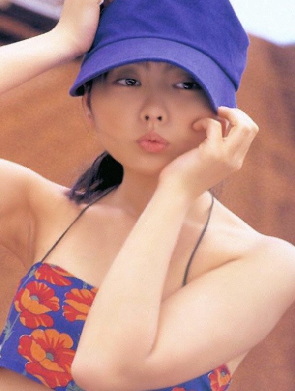 野村佑香 ビキニ画像!若い頃のかわいさがたまらない! 22枚目