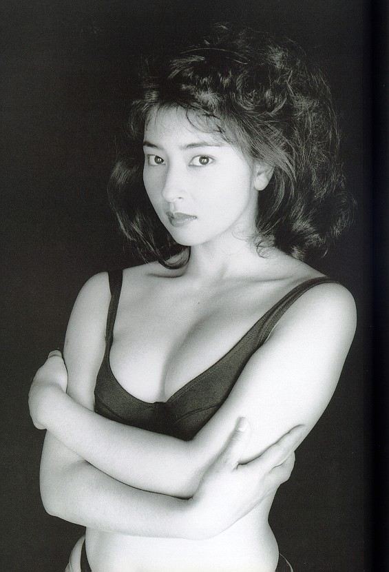 立河宜子 ビキニ画像!若い頃の美しさがたまらない! 6枚目