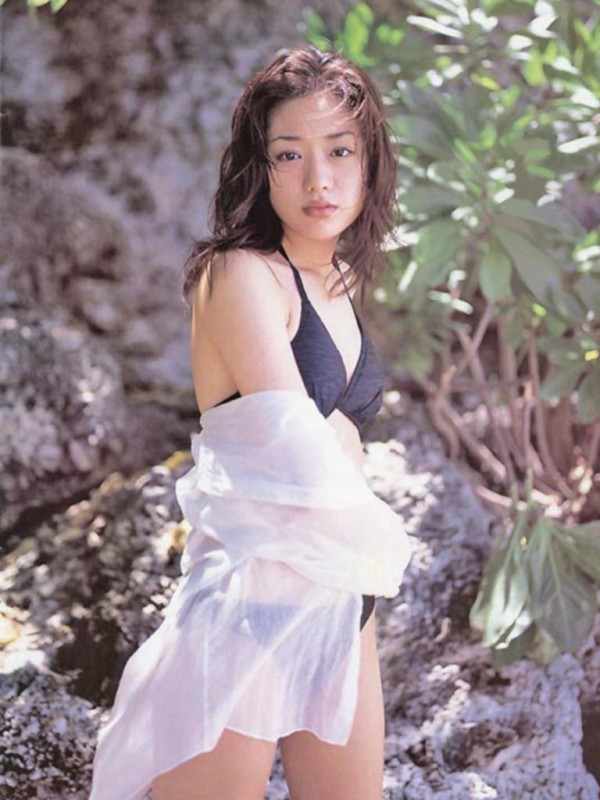 赤坂七恵 ビキニ画像!若い頃のかわいさがたまらない! 11枚目