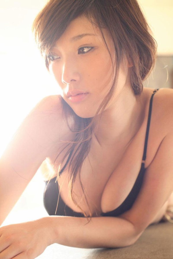 赤井沙希 ビキニ画像!美ボディと抜群スタイルがたまらない! 1枚目