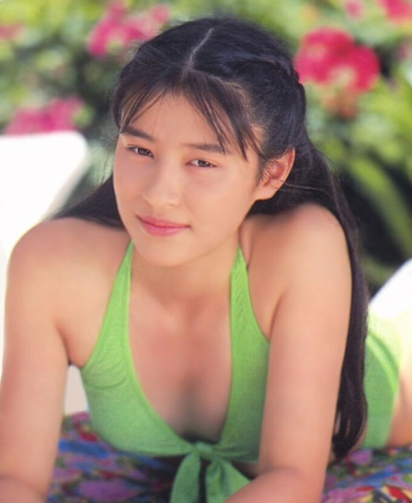 水野美紀 ビキニ画像!若い頃の美しさがたまらない! 8枚目