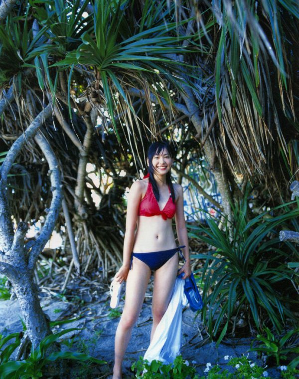 新垣結衣 ビキニ画像!若い頃のかわいさがたまらない! 25枚目